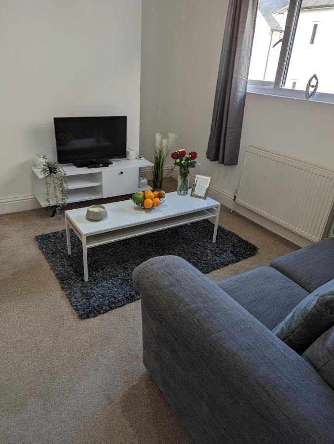 1 Bedroom Flat In Грейвсенд Екстер'єр фото